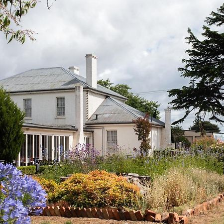 Fitzpatricks Inn Westbury Extérieur photo