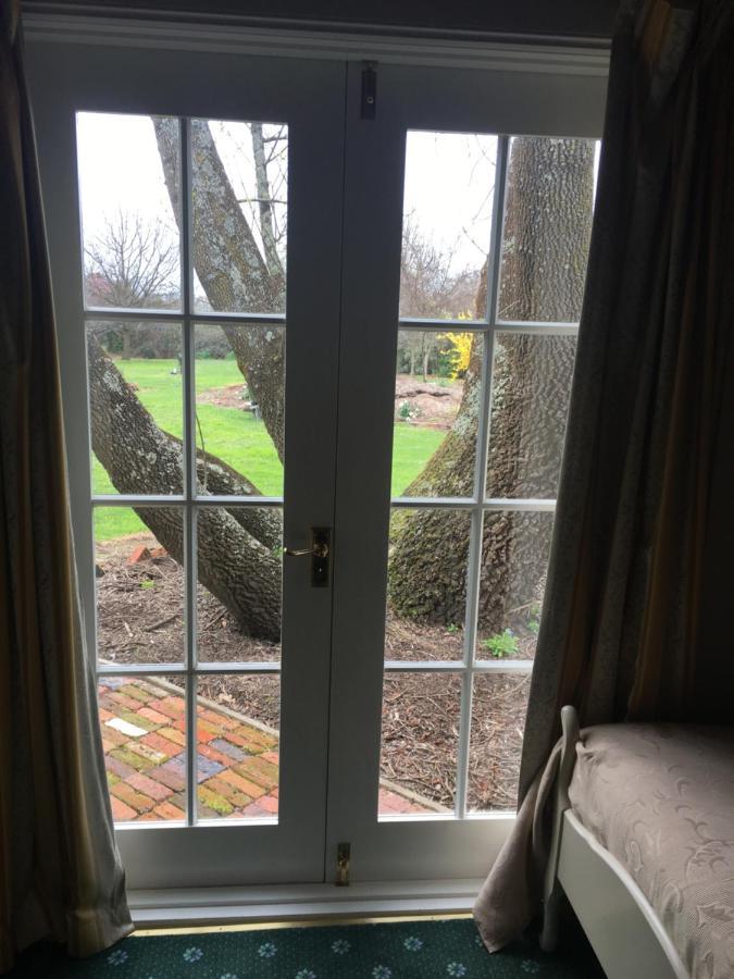 Fitzpatricks Inn Westbury Extérieur photo